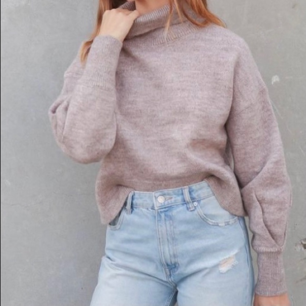 Lumiere Crop Sweater